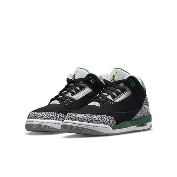 Air Jordan 3 Retro Pine Green (GS) 398614_030