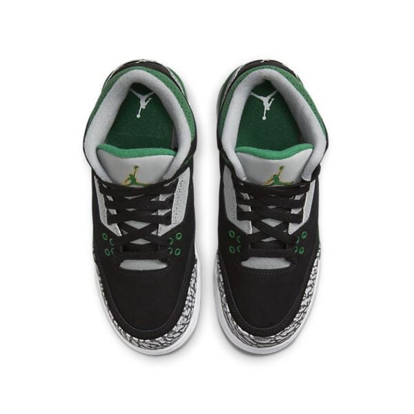 Air Jordan 3 Retro Pine Green (GS) 398614_030