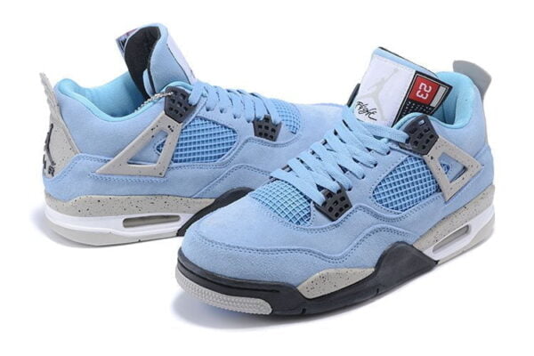 Air Jordan 4 Retro 'University Blue' CT8527-400