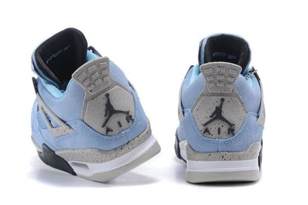 Air Jordan 4 Retro 'University Blue' CT8527-400