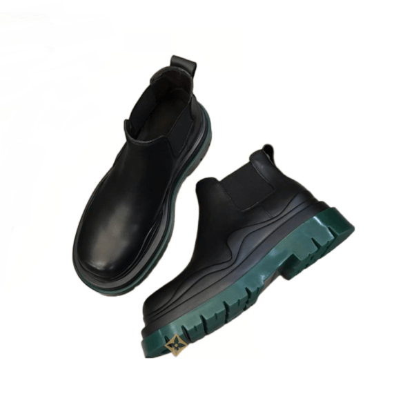 Bottega Veneta Green Black Leather Puddle Boot (Unisex)