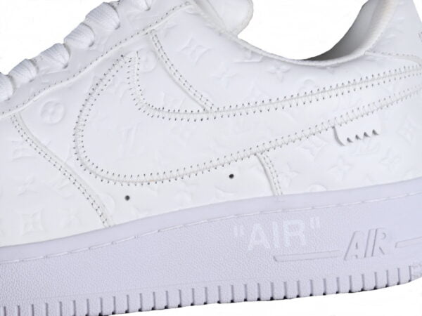 2022 Louis Vuitton x Air Force 1 Low 'Triple White' (Unisex)