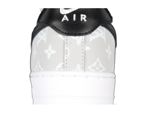 2022 Louis Vuitton x Air Force 1 Low White Black (Unisex)