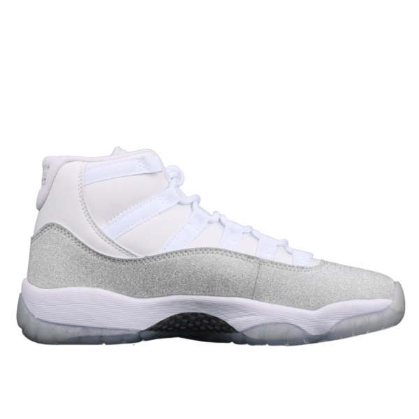 Air Jordan 11 Retro 'Vast Grey' AR0715-100