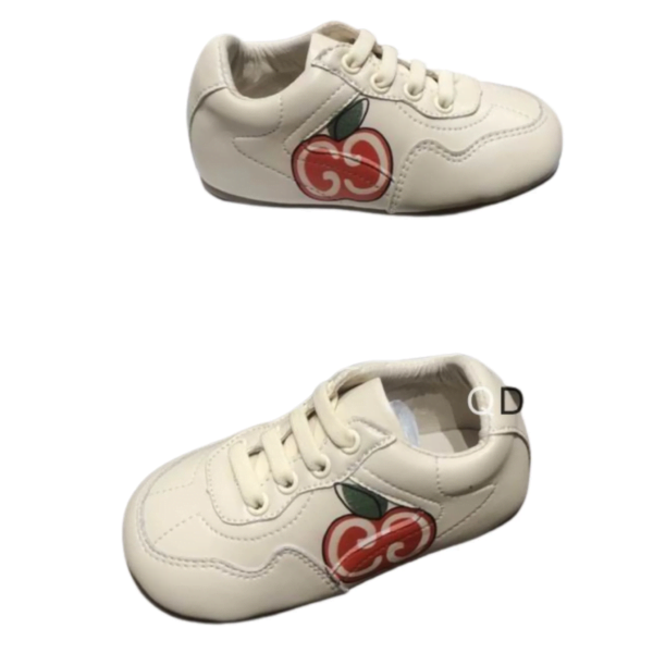 Kid's Gucci GG Apple Logo in White Shoe (Unisex)