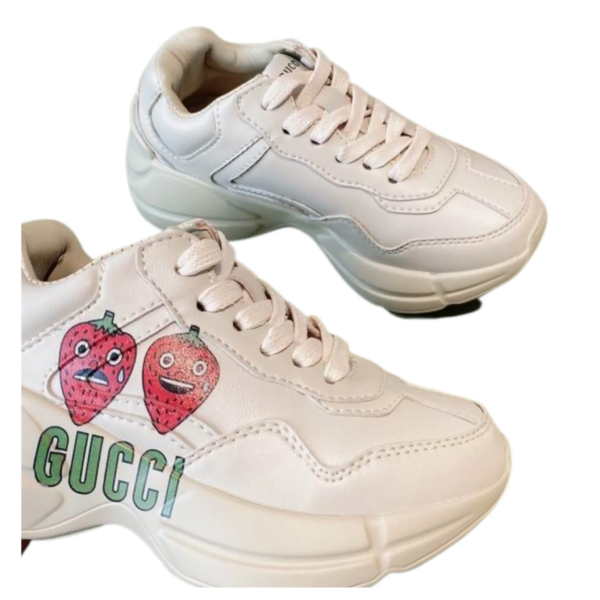 Kid's Gucci Ivory Strawberry Print Leather Shoe (Unisex)