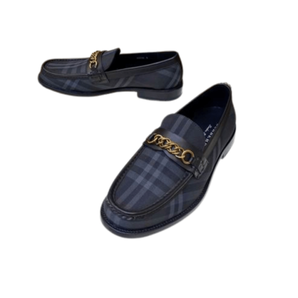 Men's Burberry Navy Black Checkered With Chain Loafer Shoe - Image 4