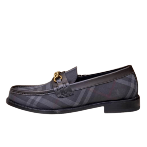 Men's Burberry Navy Black Checkered With Chain Loafer Shoe