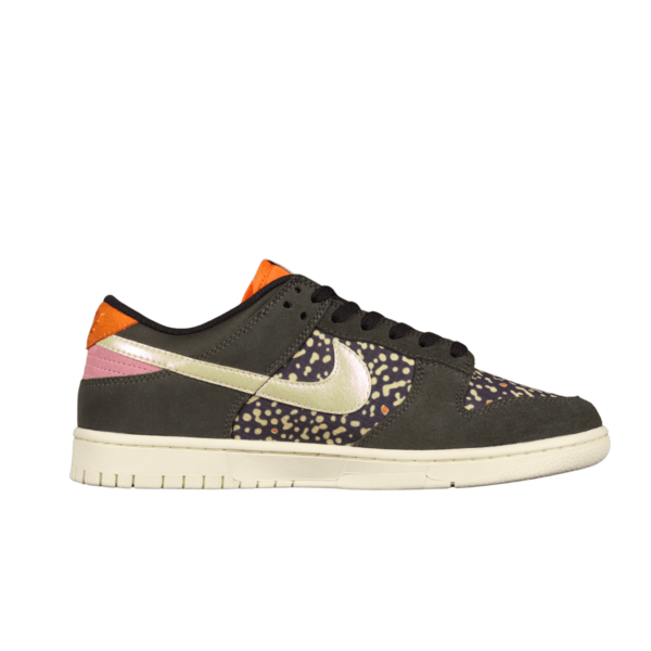 Nike SB Dunk Low Pro Safari FH7523-300 - Image 2