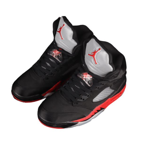 Air Jordan 5 Retro 'Satin Bred' 136027 006 - Image 4