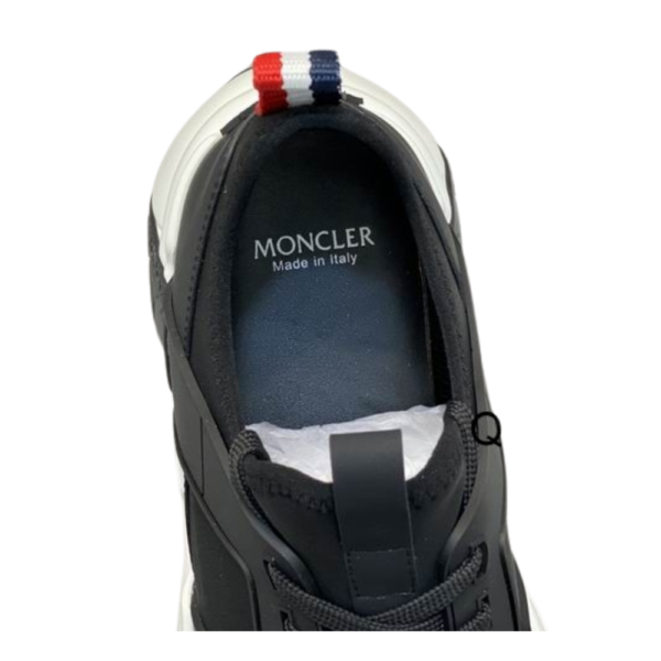 Moncler Black Lunarove Low-Top Sneakers H109A4 M00090 M1419 - Image 4