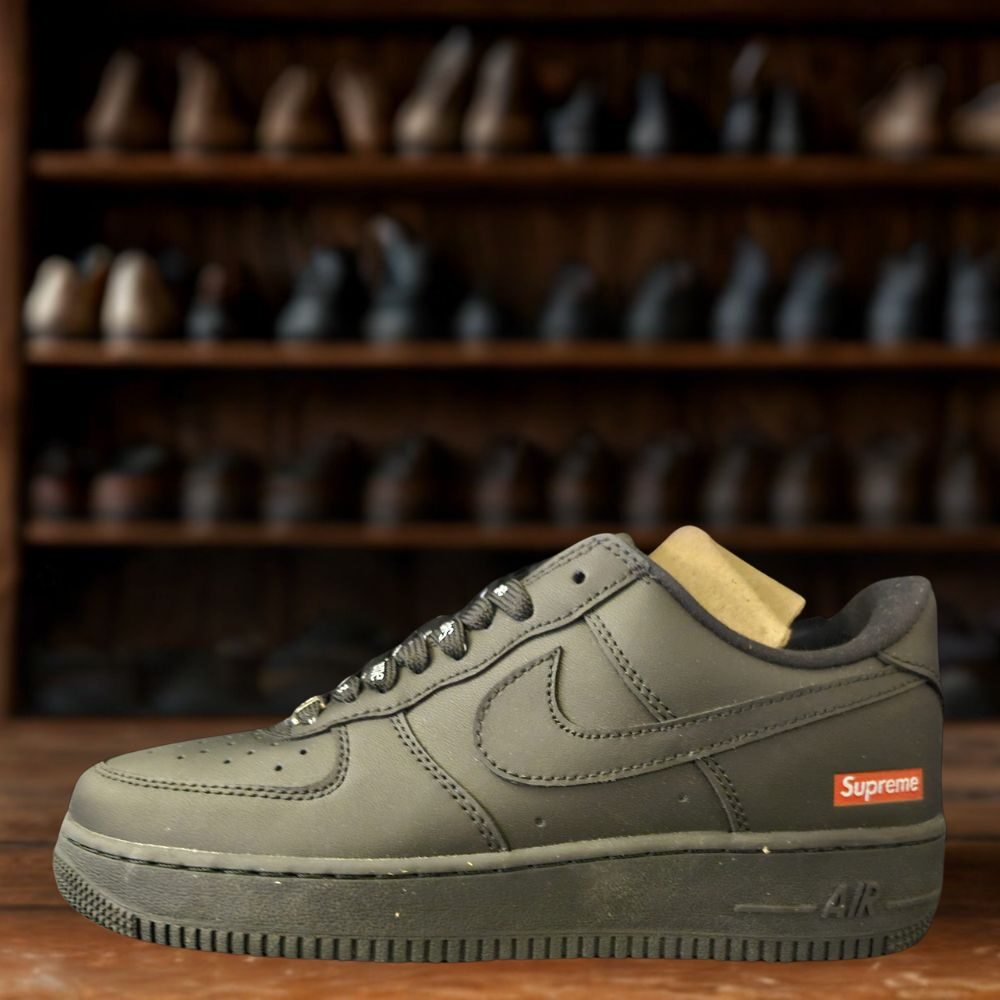 Nike Air Force 1 Low Supreme Black