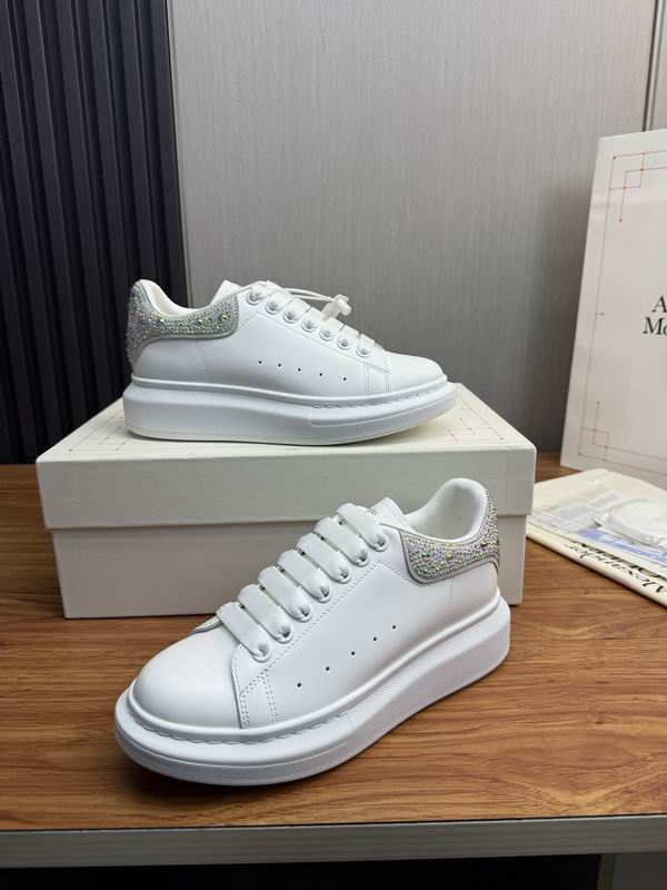 Alexander McQueen White Oversized With Crystal Sneakers 3050995