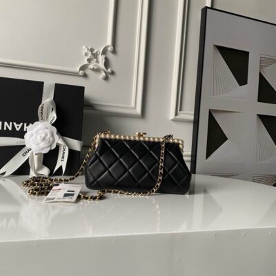 Chanel Black Pearly Clutch AS5912