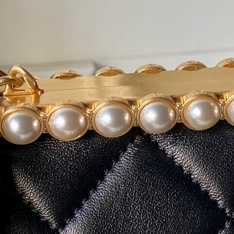 Chanel Black Pearly Clutch AS5912 - Image 8