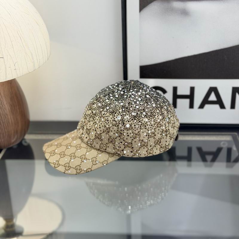 Gucci GG Canvas Baseball Cap With Crystal 4268936