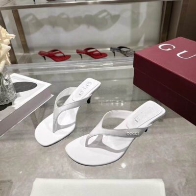 Gucci Vittoria 3094748 Sandals MNS0906
