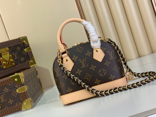 Louis Vuitton Monogram Alma BB Handbag M14339 - Image 2