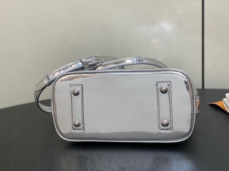 Louis Vuitton Silver Alma BB Handbag M40302 - Image 4