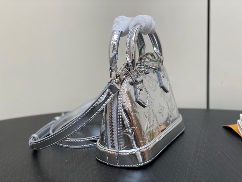 Louis Vuitton Silver Alma BB Shoulder Bag M81945 - Image 3