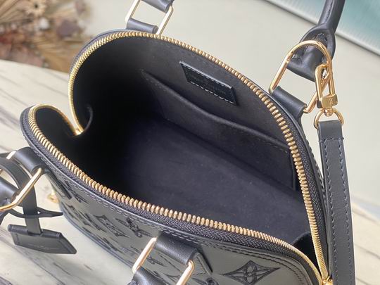 Louis Vuitton Alma BB Top Handle Bag M22878 - Image 5