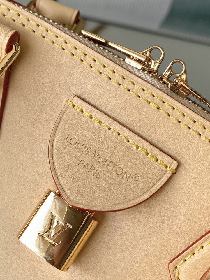 Louis Vuitton Soft Beige Alma PM Handbag M27388 - Image 7