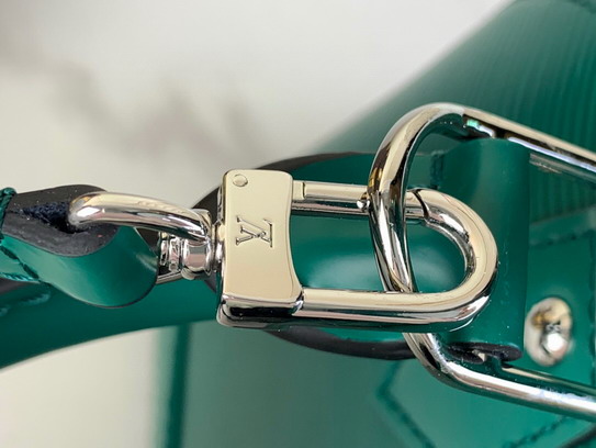 Louis Vuitton Green Alma BB Handbag M12373 - Image 7
