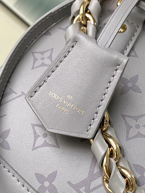 Louis Vuitton Grey Alma BB Satchel M12561 - Image 5