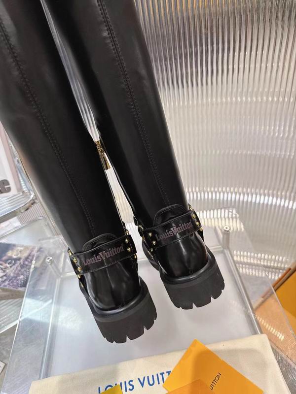Louis Vuitton Leather 3110176 Knee-High Boots MNS0903 - Image 4