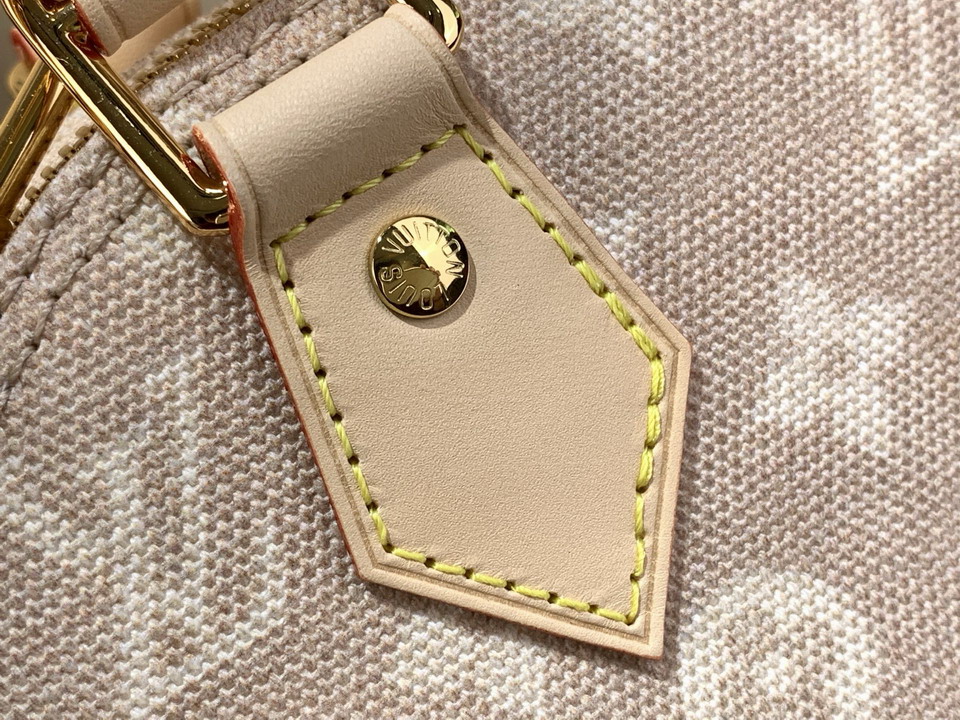 Louis Vuitton Beige Meowgram Alma BB Crossbody Bag M25728 - Image 7