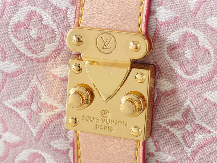 Louis Vuitton Rose Ruban Pochette Mia 2027419 Mini Bag - Image 8