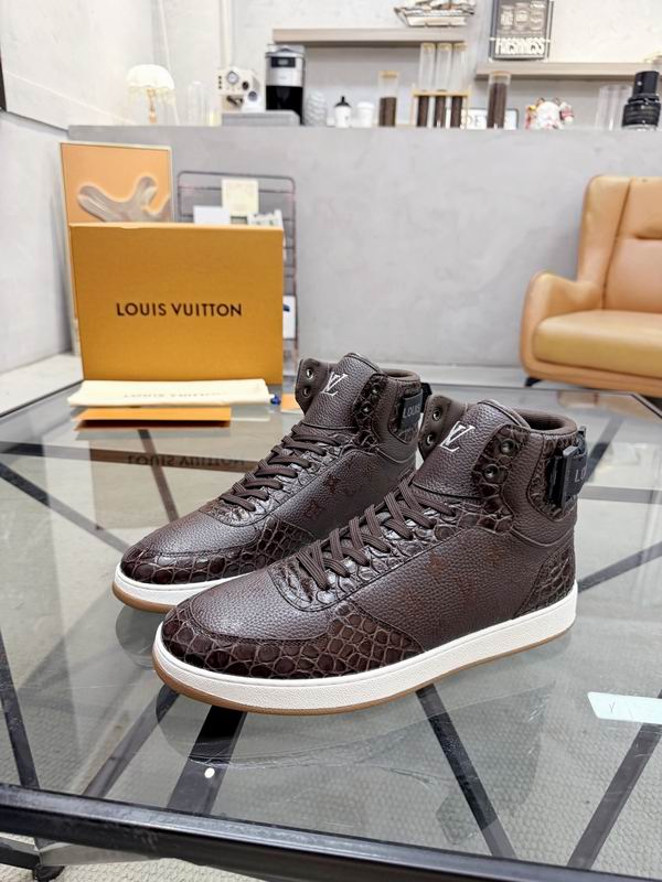 Louis Vuitton Rivoli 3126061 High-Top Sneakers MNS0902