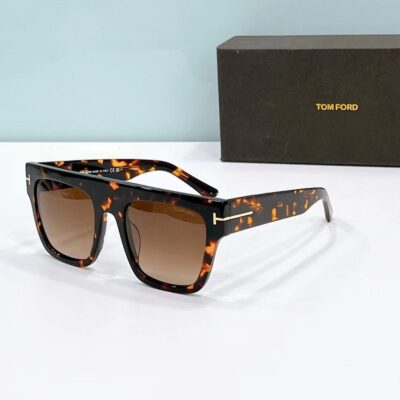 TOM FORD - FT0847 - 52-22-145 - Sunglasses