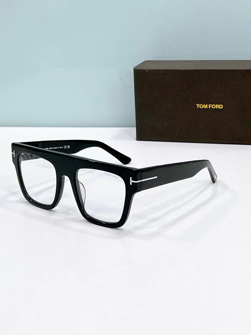 TOM FORD - FT0847 - 52-22-145 - Eyeglasses