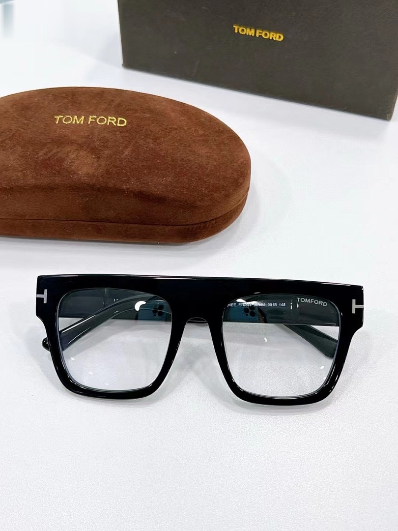 TOM FORD - FT0847 - 52-22-145 - Eyeglasses - Image 5