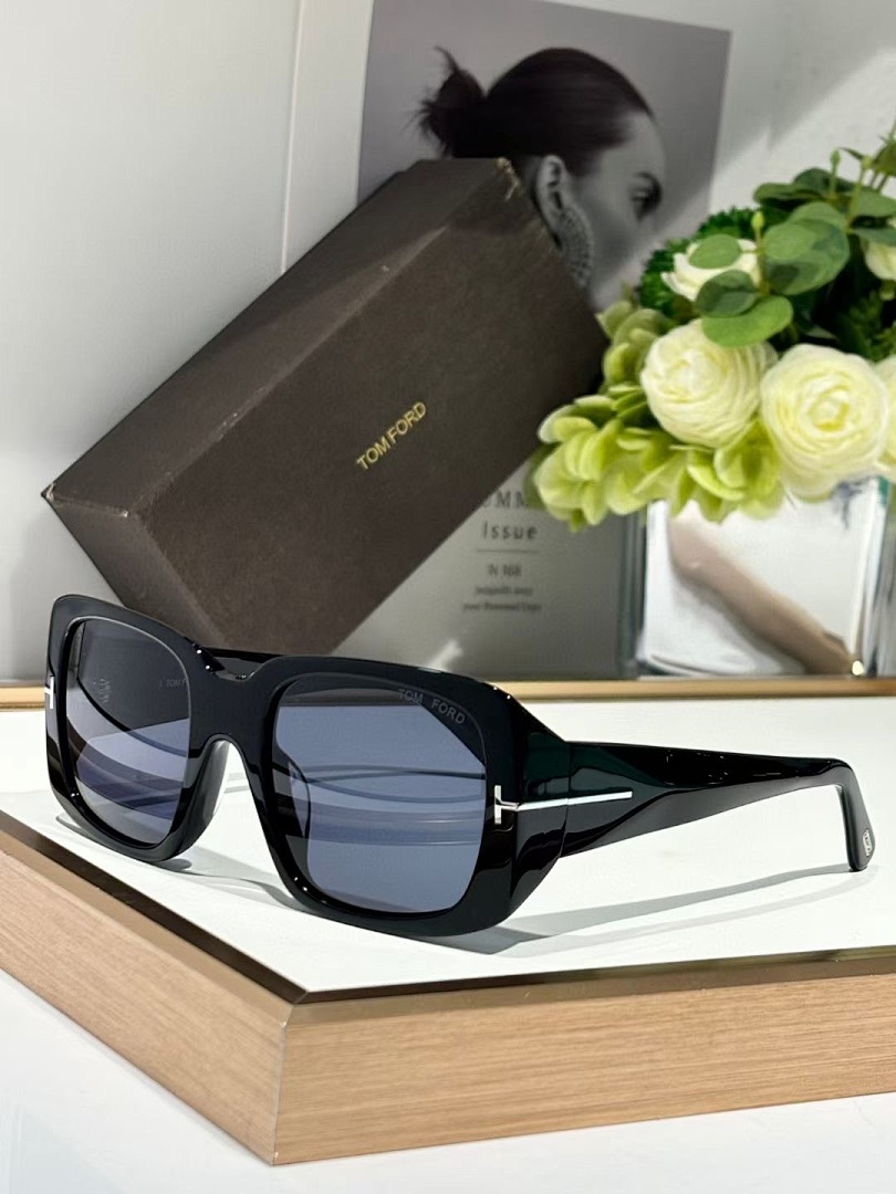 TOM FORD - RYDER TF1035 - 51-20-135 - Sunglasses - Image 3