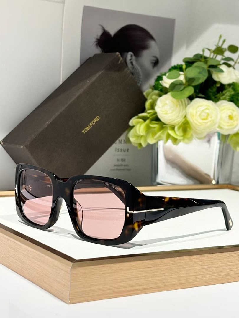 TOM FORD - RYDER TF1035 - 51-20-135 - Sunglasses - Image 4