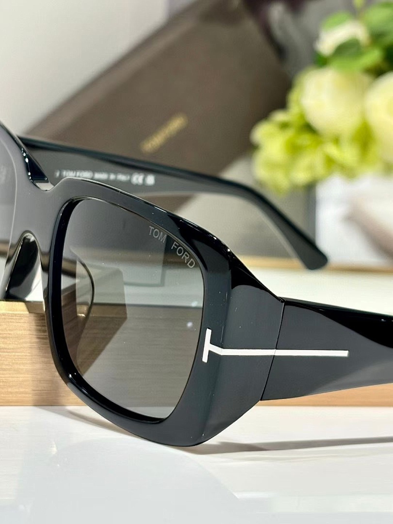 TOM FORD - RYDER TF1035 - 51-20-135 - Sunglasses - Image 6