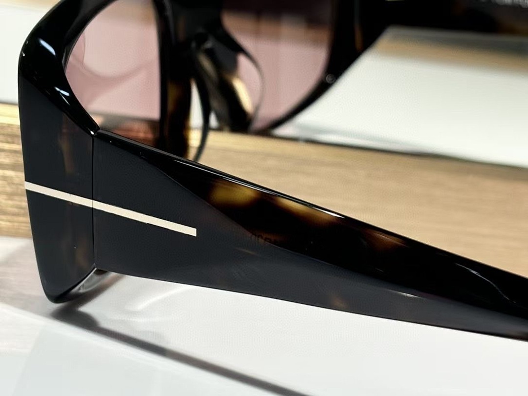 TOM FORD - RYDER TF1035 - 51-20-135 - Sunglasses - Image 8
